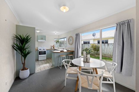 Photo of property in 2/15 The Grove, Nukuhau, Taupo, 3330