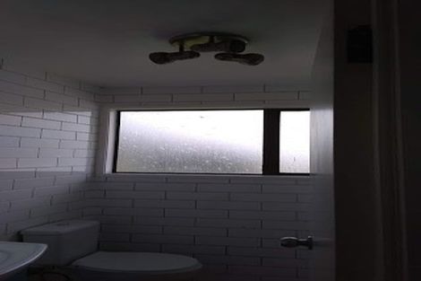 Photo of property in 16 Massine Place, Randwick Park, Auckland, 2105