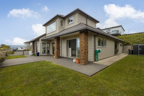Photo of property in 18 Kahurangi Heights, Aotea, Porirua, 5024