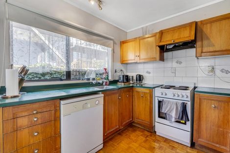 Photo of property in 6/70a Woodglen Road, Glen Eden, Auckland, 0602