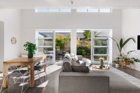 Photo of property in 117 Coast Boulevard, Papamoa Beach, Papamoa, 3118