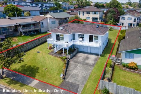 Photo of property in 56 Lewisham Street, Highland Park, Auckland, 2010