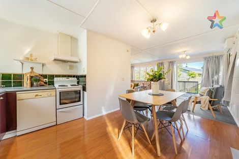 Photo of property in 3 Montgomery Avenue, Karori, Wellington, 6012