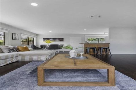 Photo of property in 2/4 Gibraltar Street, Howick, Auckland, 2014