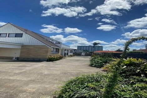 Photo of property in 18 Riverside Road, Orewa, 0931