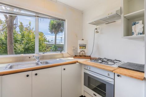 Photo of property in 9 Guy Street, Waipawa, 4210