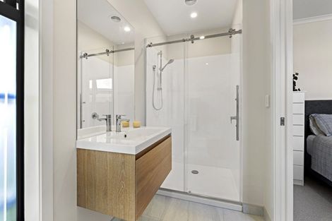 Photo of property in 3 Waipatukahu Lane, Raglan, 3225