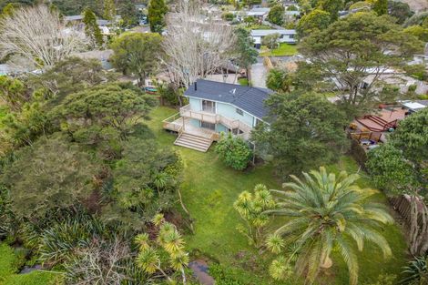 Photo of property in 37 Onedin Place, Titirangi, Auckland, 0604