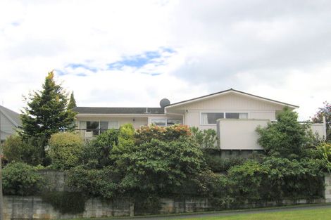 Photo of property in 2/14 Harvey Street, Waipahihi, Taupo, 3330