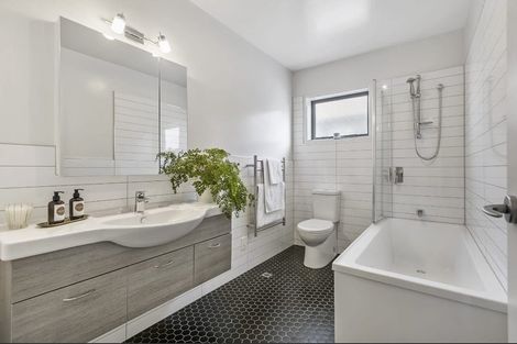 Photo of property in 13/27 Powell Street, Avondale, Auckland, 1026