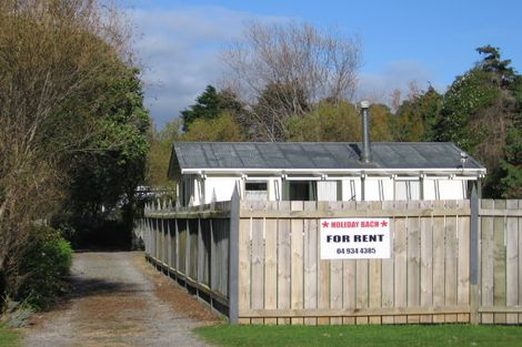 Photo of property in 52a Te Moana Road, Waikanae Beach, Waikanae, 5036