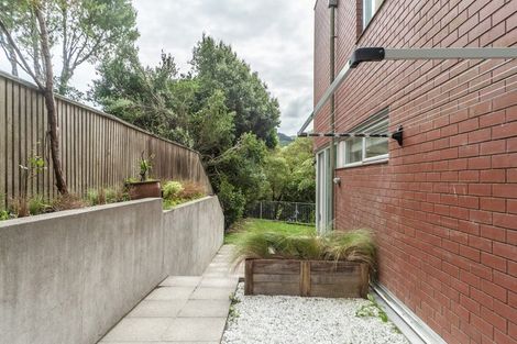 Photo of property in 2b Leslie Street, Wadestown, Wellington, 6012