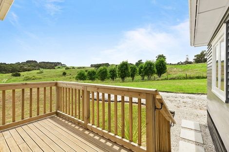 Photo of property in 1542 State Highway 12, Paparoa, Maungaturoto, 0583