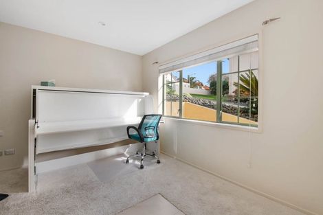 Photo of property in 24 Parkwood Crescent, Gulf Harbour, Whangaparaoa, 0930