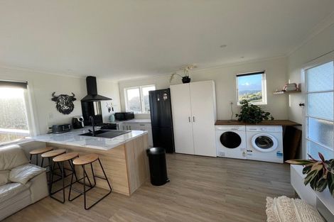 Photo of property in 289 Heatley Road, Whakapirau, 0583