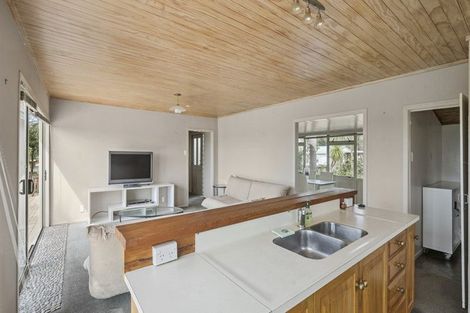 Photo of property in 304 Big Bay Road, Manukau Heads, Waiuku, 2684