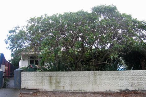 Photo of property in 22 Hinemoa Street, Waiwhetu, Lower Hutt, 5010