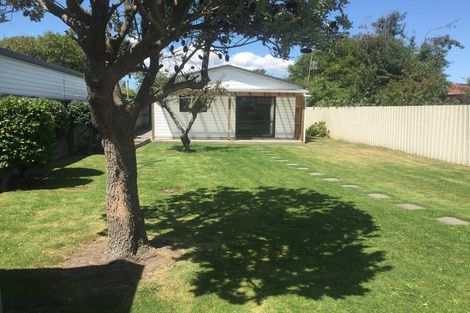 Photo of property in 11a Cradock Street, South New Brighton, Christchurch, 8062
