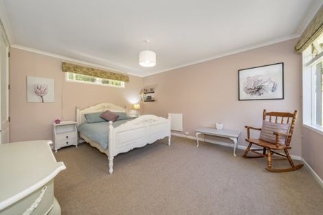 Photo of property in 30 Marlborough Street, Silverstream, Upper Hutt, 5019
