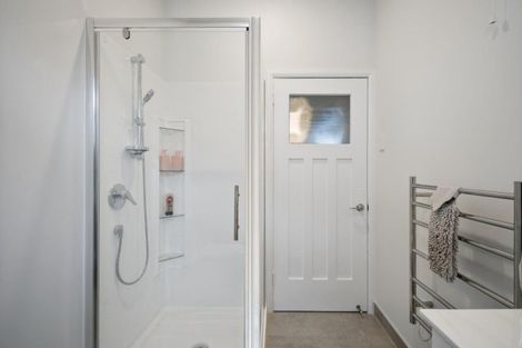 Photo of property in 5 Regent Street, Palmerston North, 4414