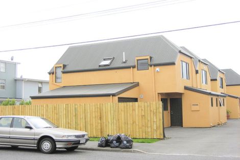 Photo of property in 2/36 Packe Street, Edgeware, Christchurch, 8013