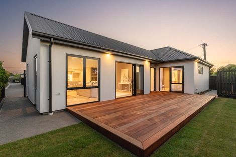 Photo of property in 98a Aorangi Road, Bryndwr, Christchurch, 8053