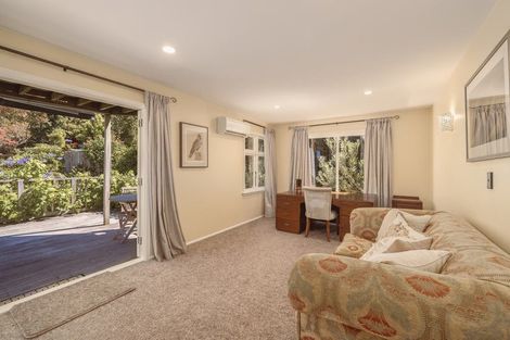Photo of property in 17 Brenchley Road, Lyttelton, 8082