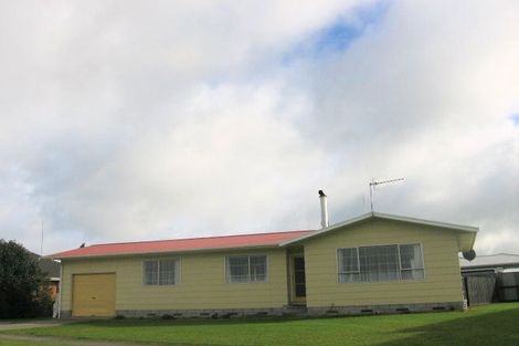 Photo of property in 10 Dalwood Grove, Highbury, Palmerston North, 4412