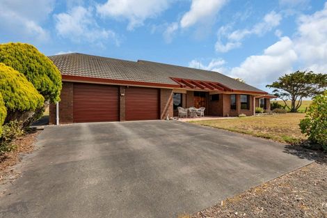 Photo of property in 70 Baylys Coast Road, Dargaville, 0377