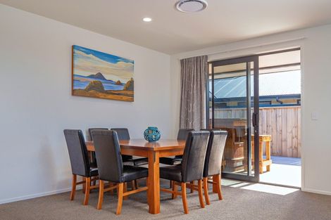 Photo of property in 4 Karearea Drive, Coastlands, Whakatane, 3120