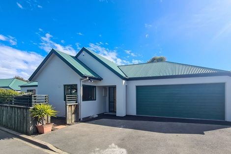 Photo of property in 34a Beckford Road, Saint Martins, Christchurch, 8022