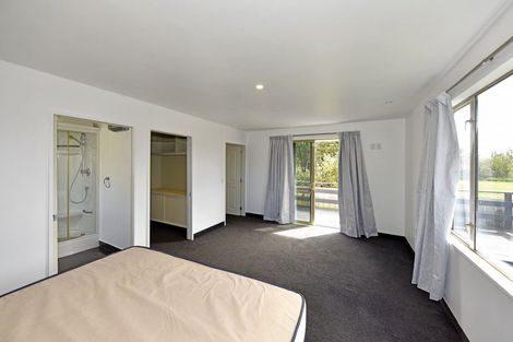 Photo of property in 994 Lower Styx Road, Brooklands, Christchurch, 8083