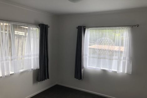 Photo of property in 12a Midgley Road, West Harbour, Auckland, 0618