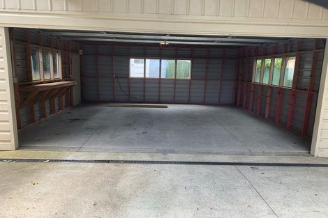 Photo of property in 27-29 Wairau Road, Forrest Hill, Auckland, 0627