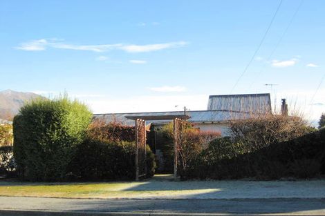 Photo of property in 129 Upton Street, Wanaka, 9305