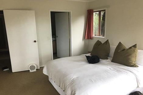 Photo of property in 57 Takahe Road, Titirangi, Auckland, 0604