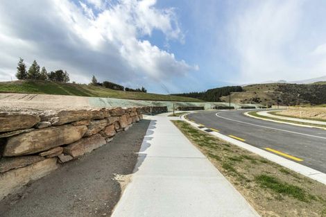 Photo of property in 9 Lake Mckay Drive, Luggate, 9382