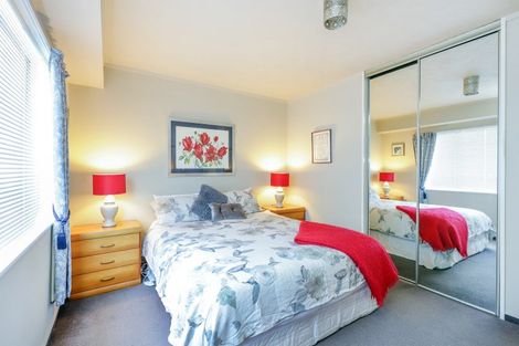 Photo of property in 12 Railey Place, Greenmeadows, Napier, 4112