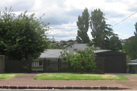 Photo of property in 30 Saint Leonards Road, Devonport, Auckland, 0624