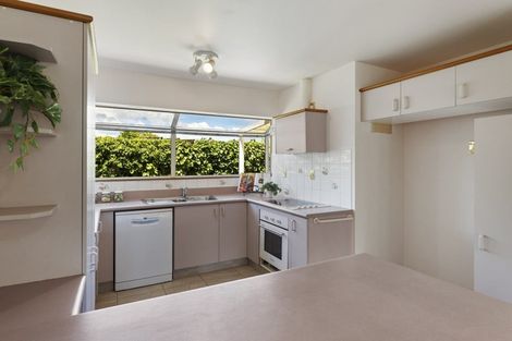 Photo of property in 166 Queenspark Drive, Parklands, Christchurch, 8083