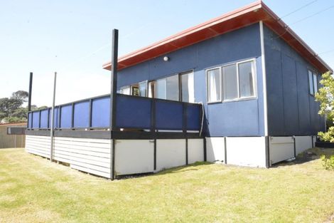 Photo of property in 5 Tokopapa Street, Mokau, 4376