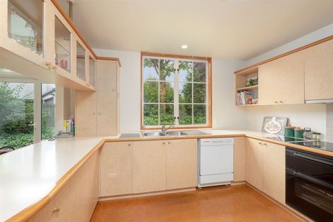 Photo of property in 12 Harlech Mews, Avonhead, Christchurch, 8042