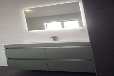 Photo of property in 34b Bradbury Road, Botany Downs, Auckland, 2010