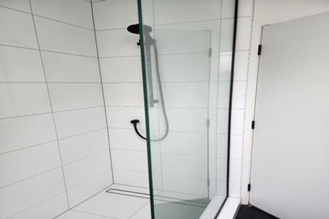 Photo of property in 16 Peace Avenue, Moturoa, New Plymouth, 4310