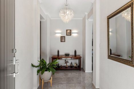 Photo of property in 7 Pike Place, Ferndale, New Plymouth, 4310