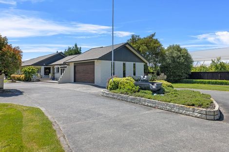 Photo of property in 586 Yaldhurst Road, Yaldhurst, Christchurch, 7676