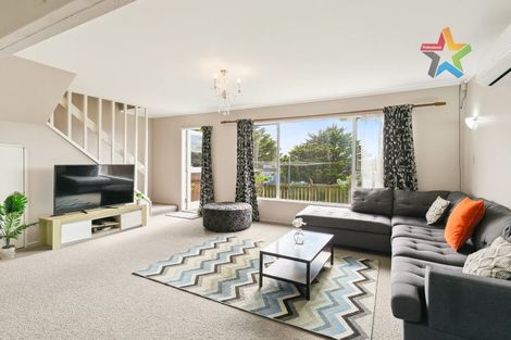 Photo of property in 70 Cunliffe Street, Churton Park, Wellington, 6037