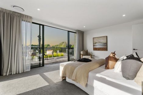 Photo of property in 1 Waimanu Lane, Bethlehem, Tauranga, 3110