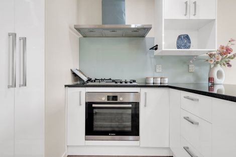 Photo of property in 10 Tribute Loop, Takanini, 2112