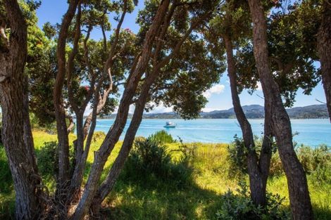 Photo of property in 275 Omaha Drive, Omaha, 0986